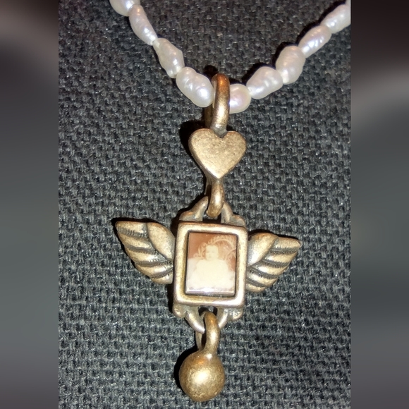 Real freshwater pearl GUESS necklace - Picture 14 of 16